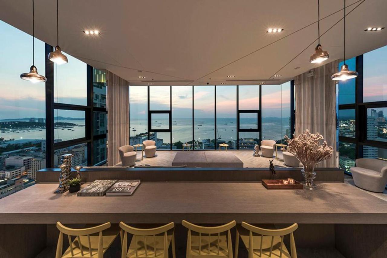 The Base Infinity Lägenhet Pattaya Exteriör bild
